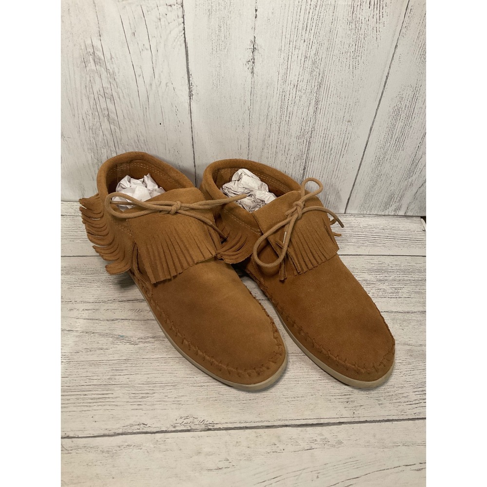 Minnetonka fringe moccasins size‎ 8